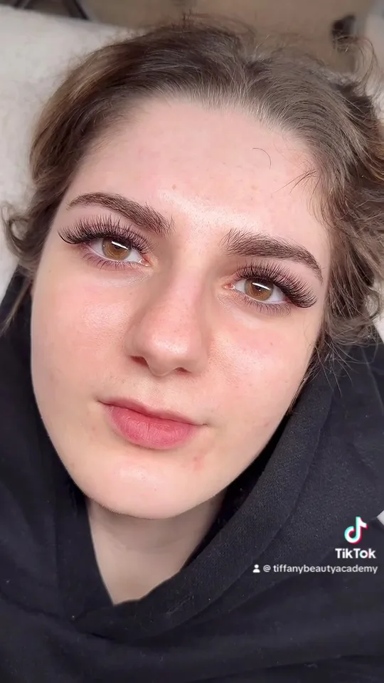 Finished lash look — close portrait result